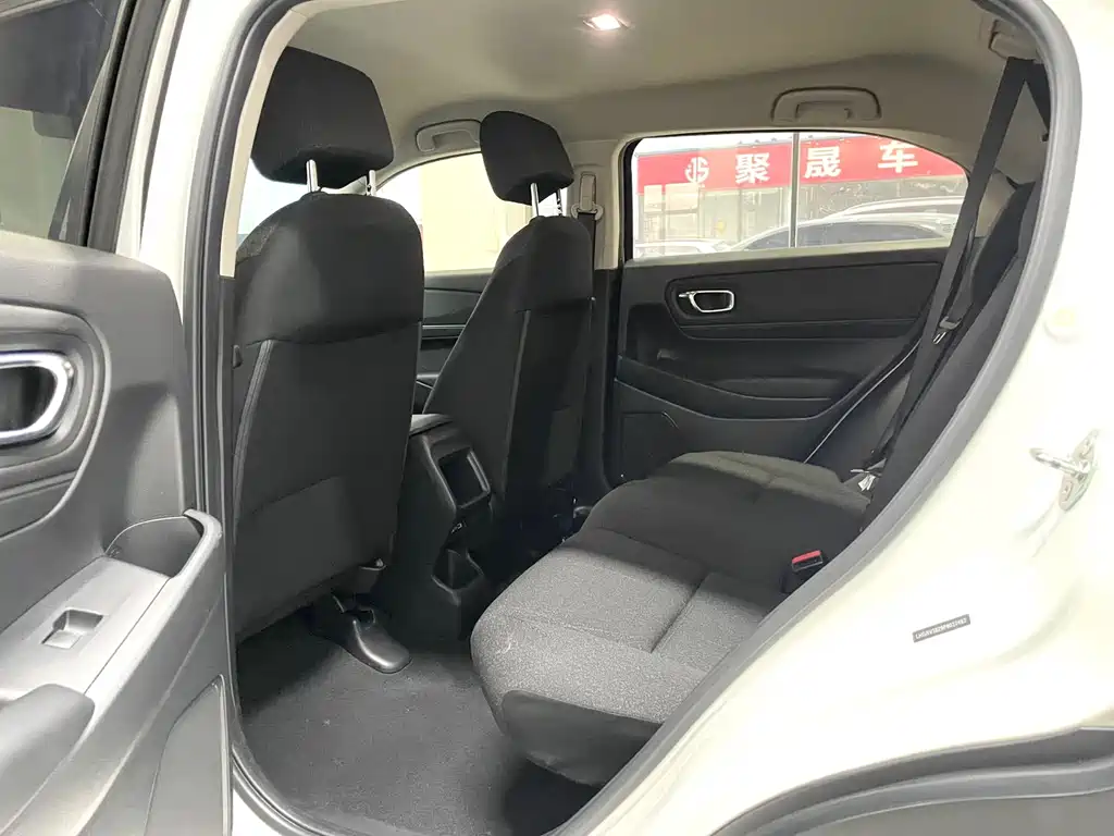 Honda Vezel 2023 — фото 10
