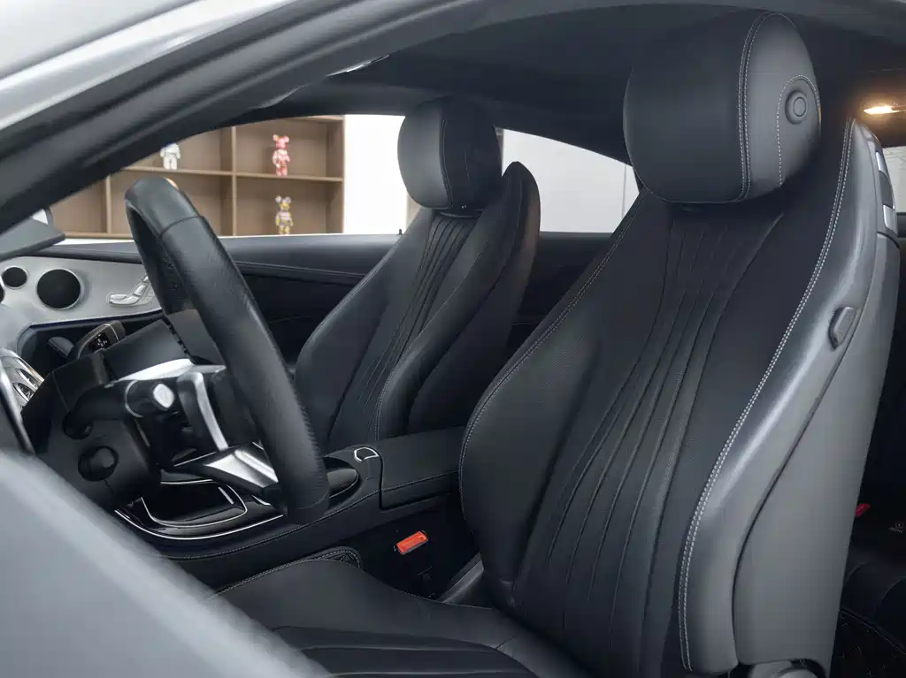Mercedes-Benz E-Class 2023
