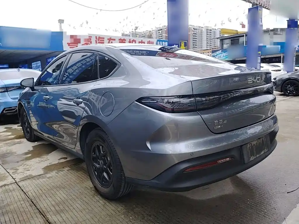 BYD Seal 05 DM-i 2025 — фото 5