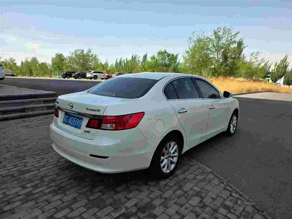 GAC Motor Trumpchi GA5 2014 — фото 9