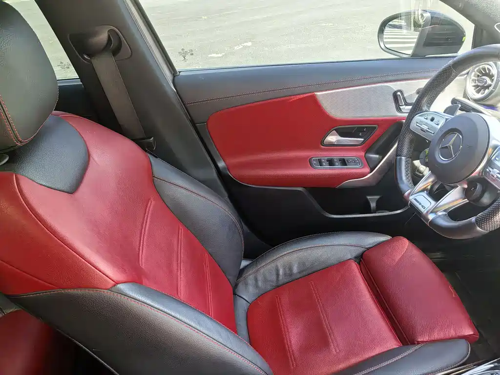 Mercedes-Benz A-Class AMG 2021 — фото 10