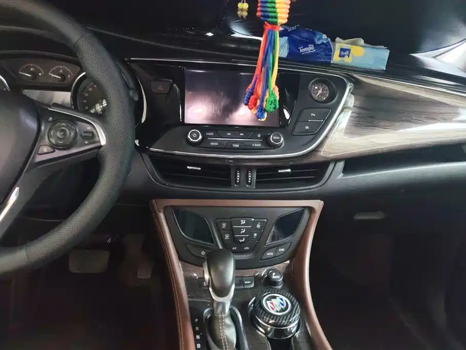 Buick Envision Plus 2017 — фото 13