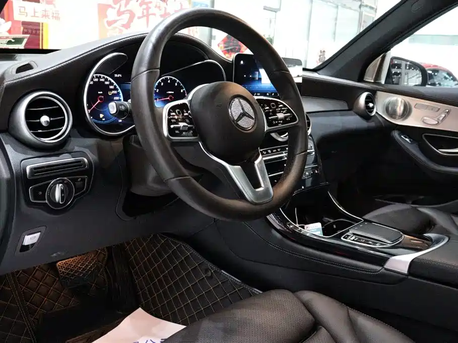 Mercedes-Benz GLC 2022 — фото 7