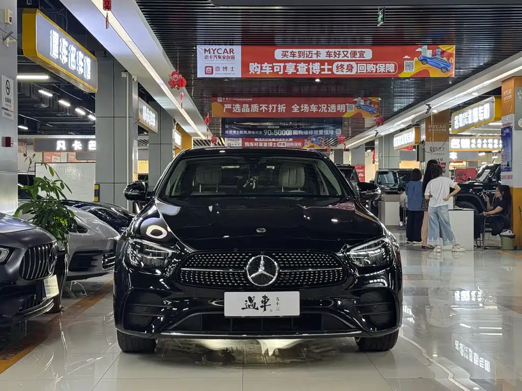 Mercedes-Benz E-Class 2022