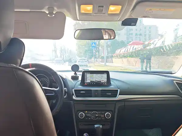 Mazda 3 Axela 2018