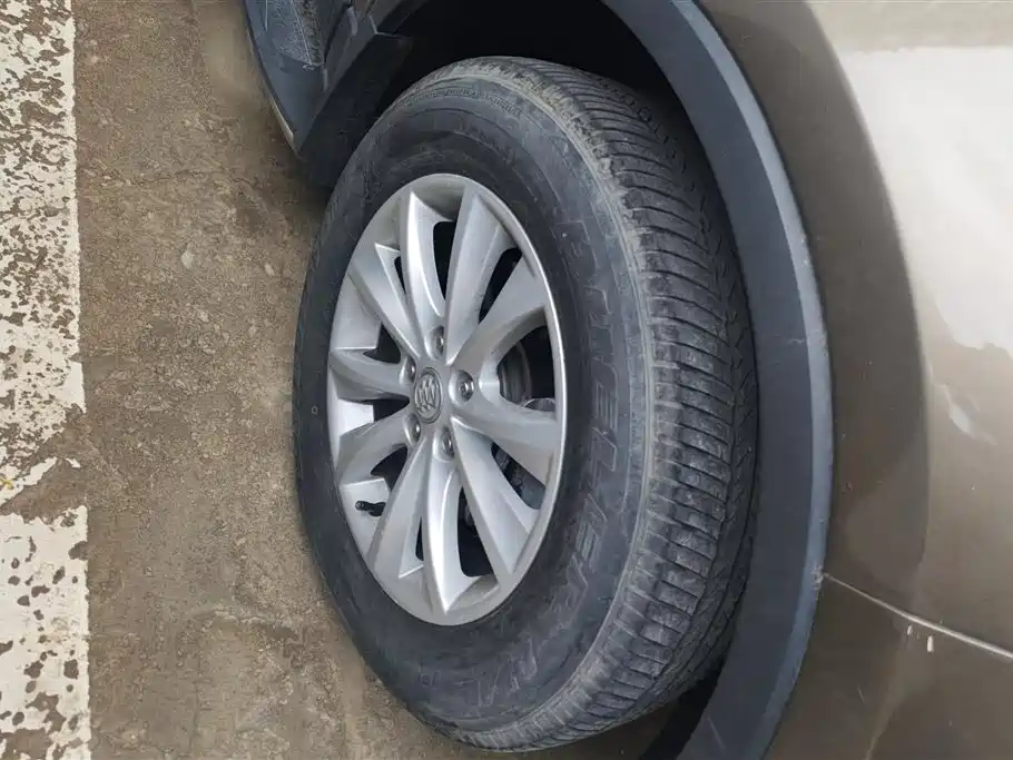 Buick Envision Plus 2017