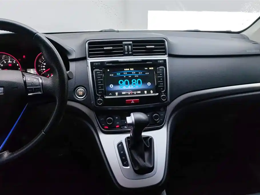 Haval M6 2019 — фото 13