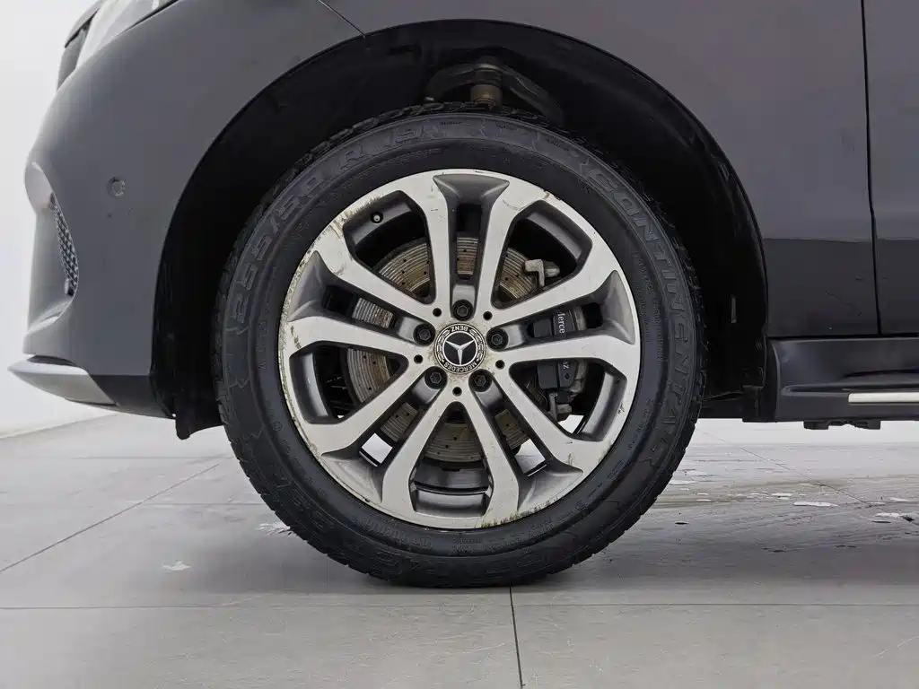 Mercedes-Benz GLE 2017 — фото 17