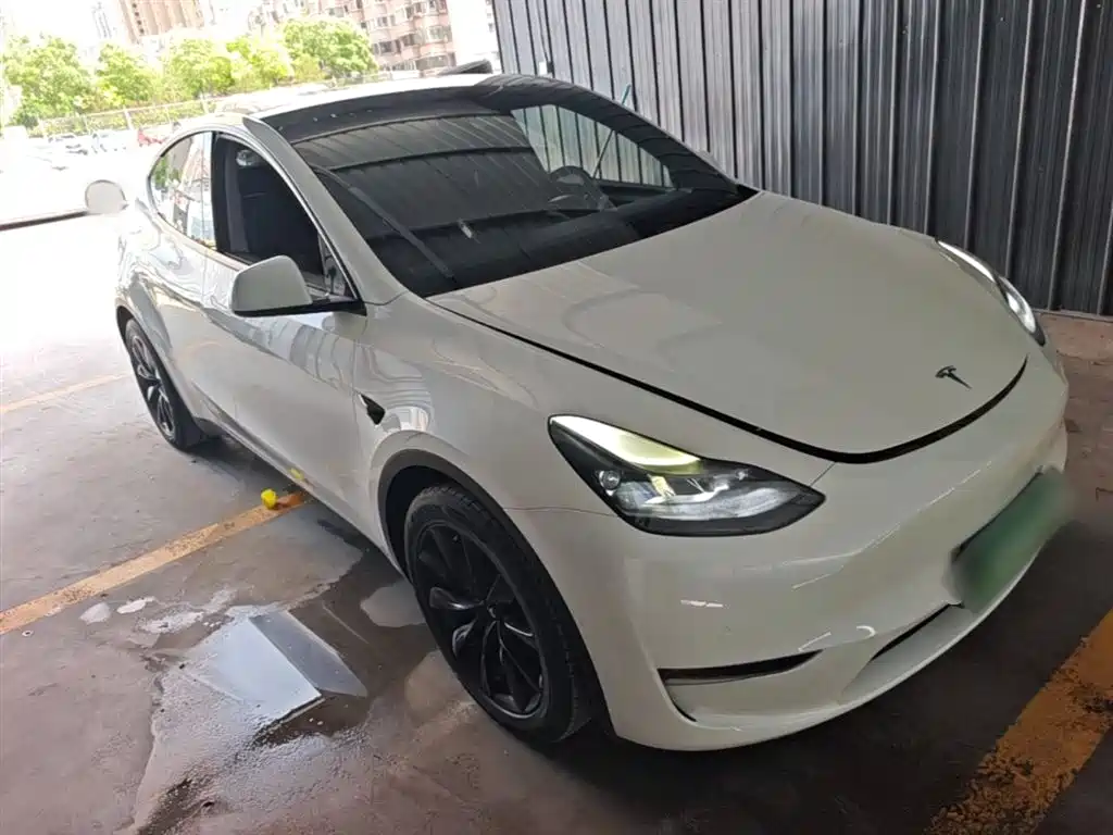 Tesla Model Y 2022 — фото 4
