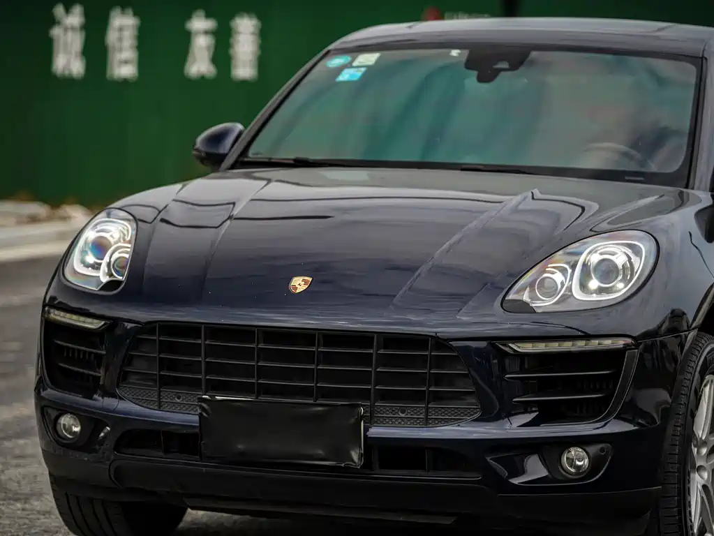 Porsche Macan 2017 — фото 9