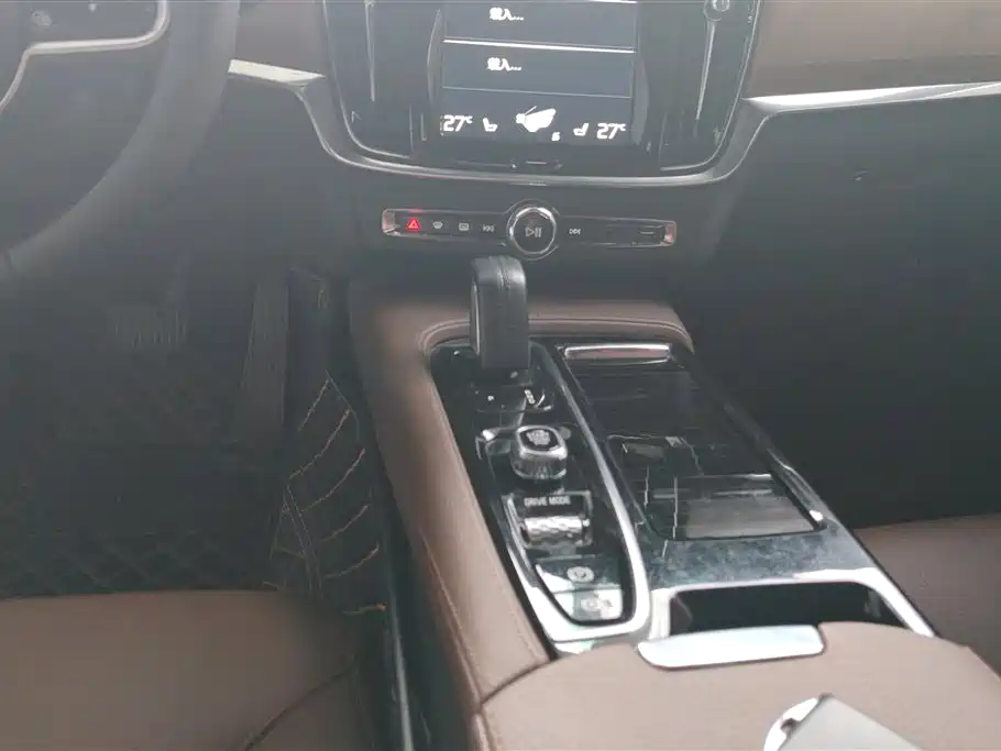 Volvo S90 PHEV 2020 — фото 16