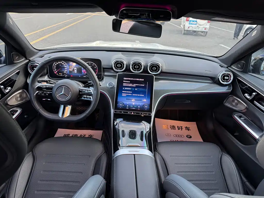 Mercedes-Benz C-Class 2023 — фото 17