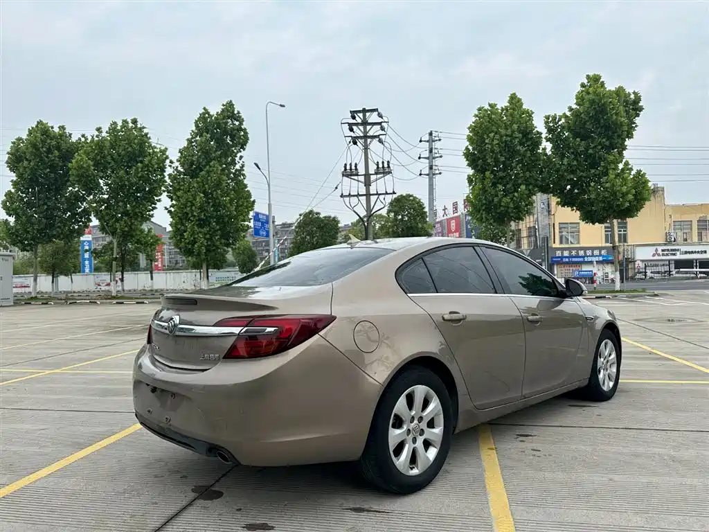 Buick Regal 2014 — фото 17