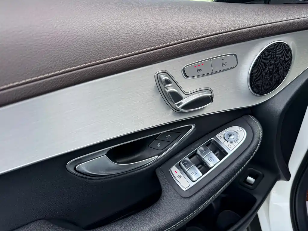 Mercedes-Benz GLC 2021 — фото 15