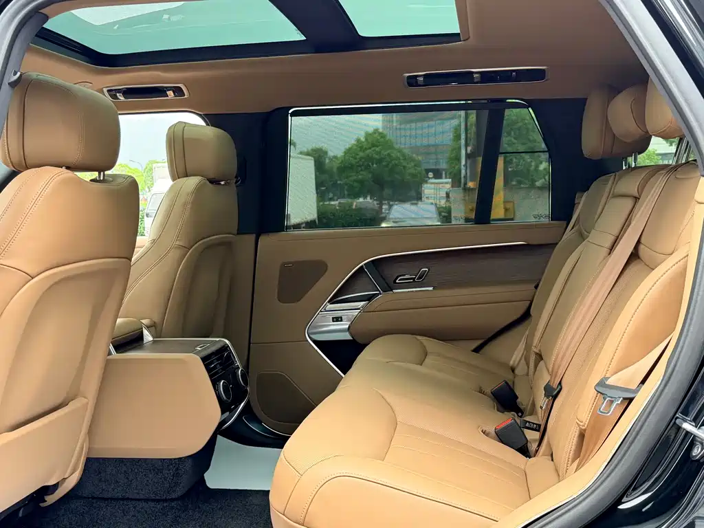 Land Rover Range Rover 2026
