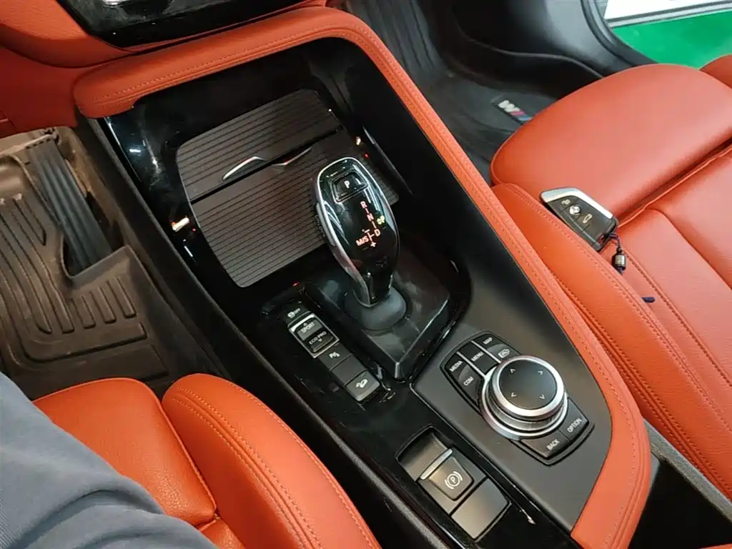 BMW X2 2020 — фото 14