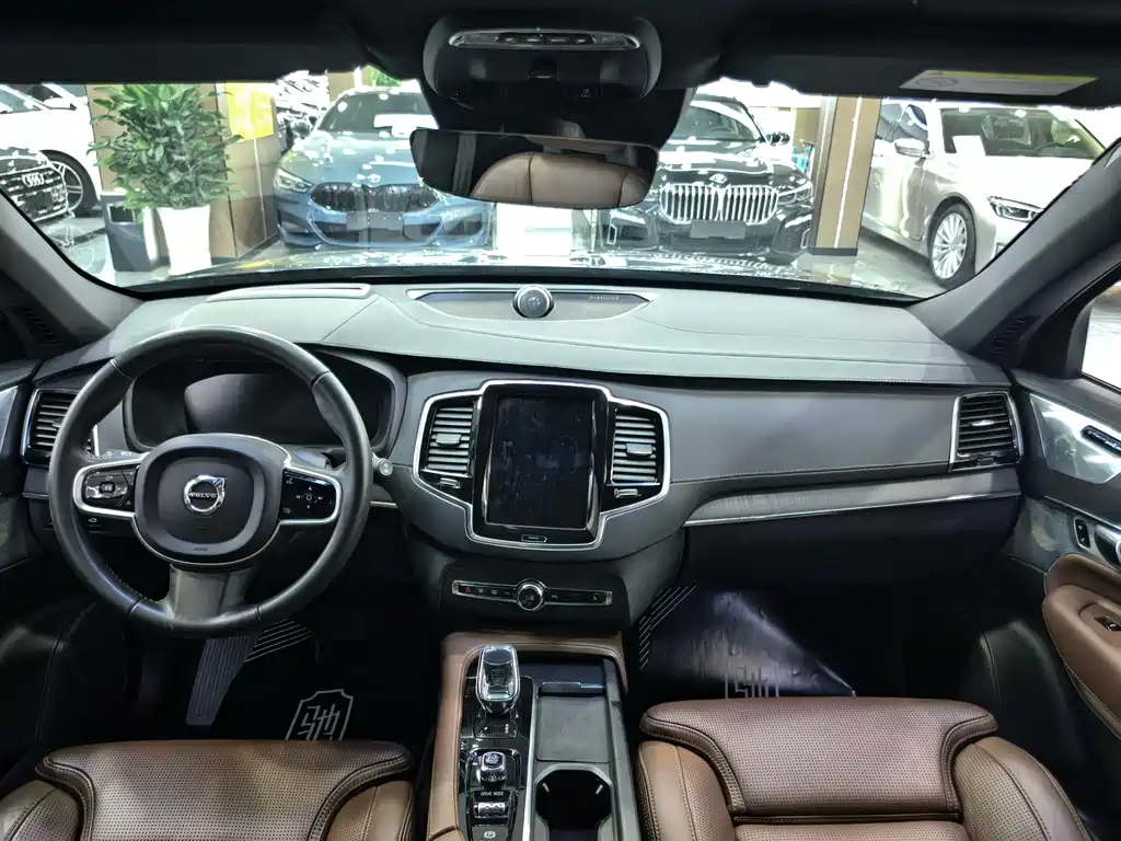 Volvo XC90 2021