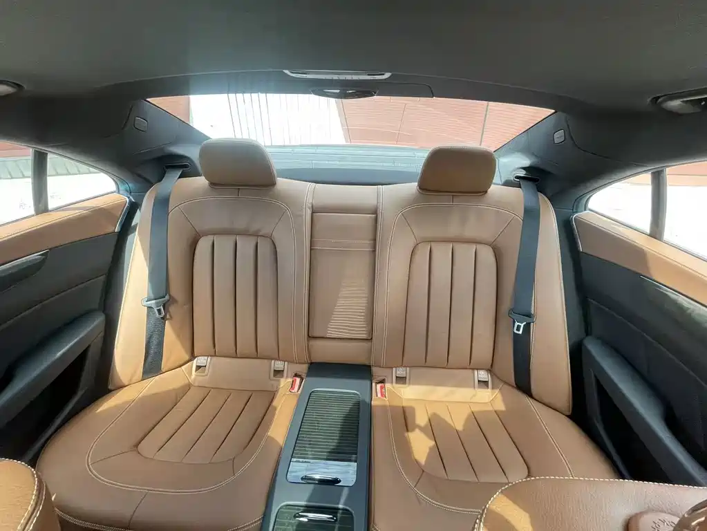 Mercedes-Benz CLS 2015 — фото 17