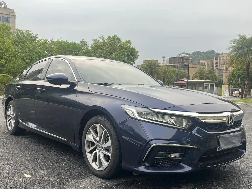 Honda Inspire 2020 — фото 3