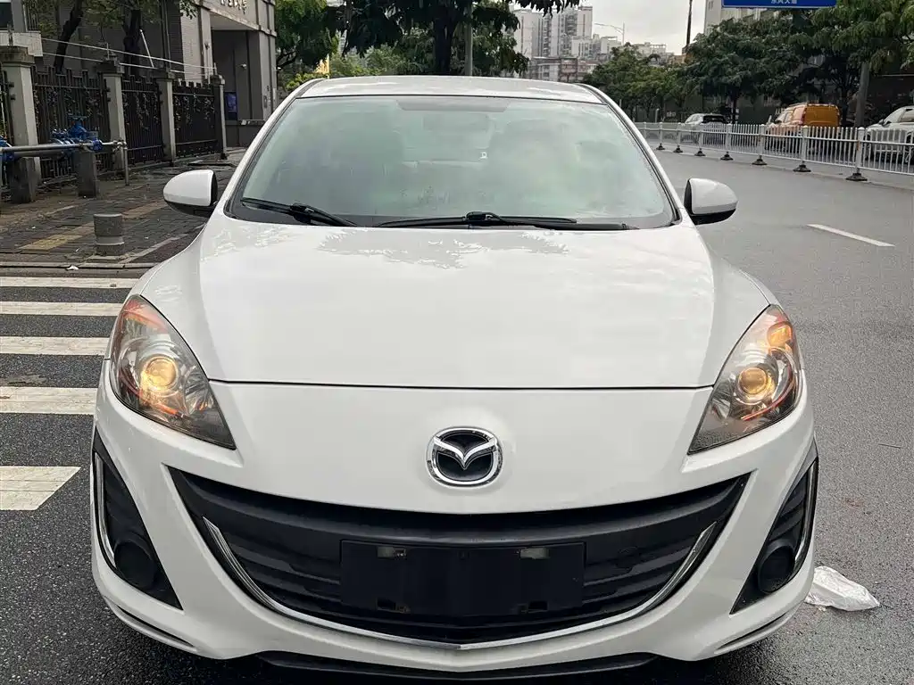 Mazda 3 Xingcheng 2015 — фото 15
