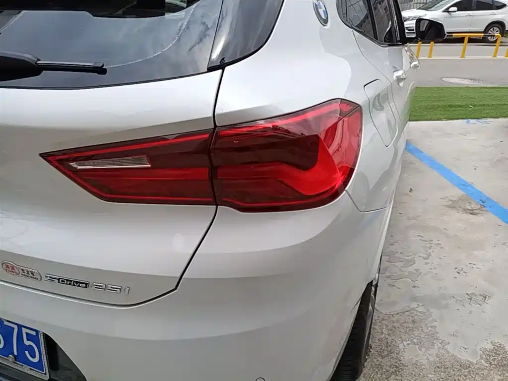 BMW X2 2020 — фото 8