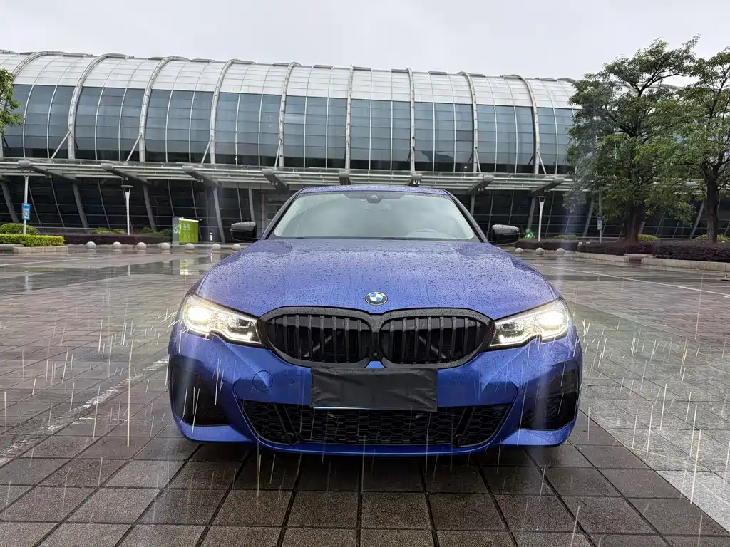 BMW 3 Series 2021
