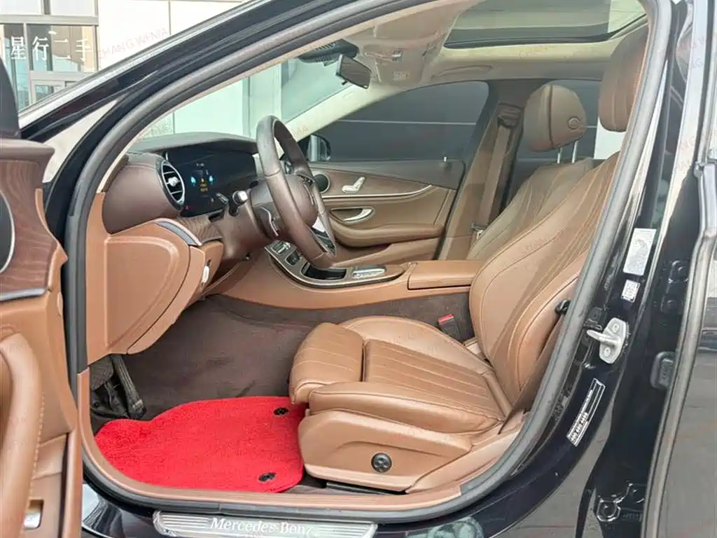 Mercedes-Benz E-Class 2023