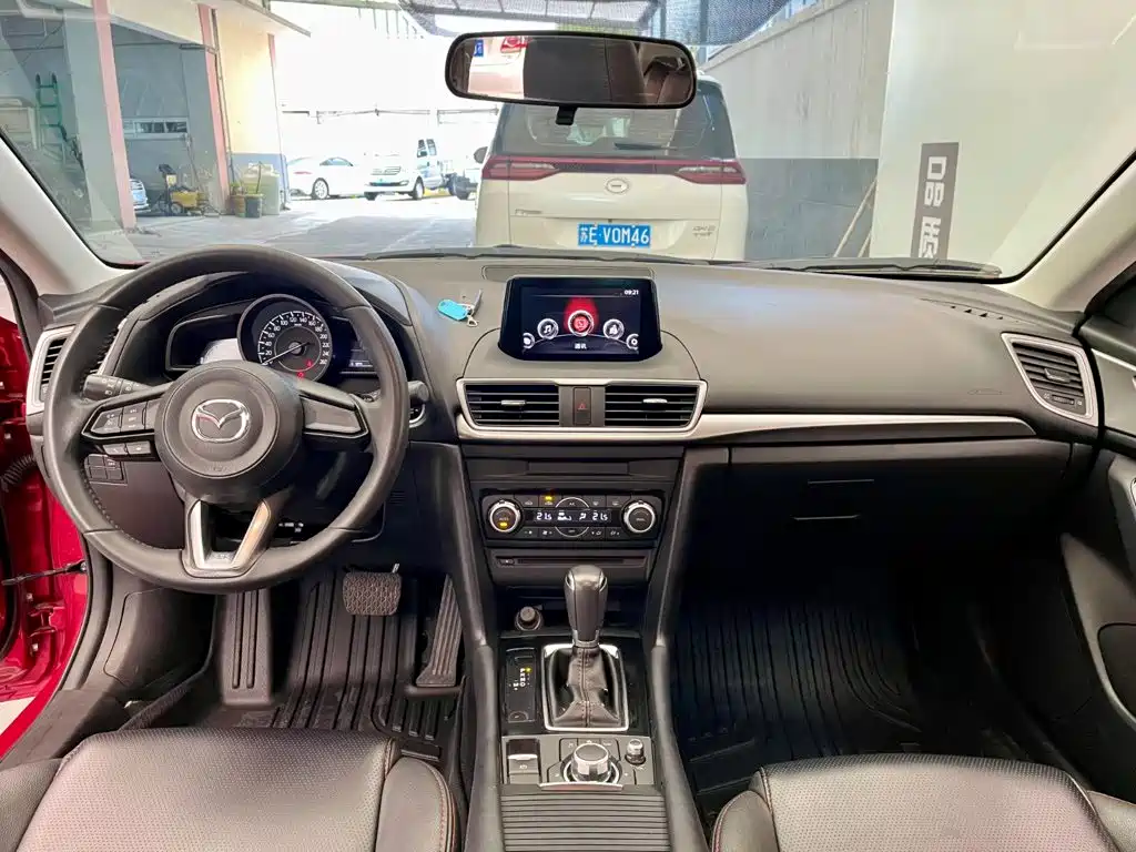 Mazda 3 Angkesela 2018 — фото 8