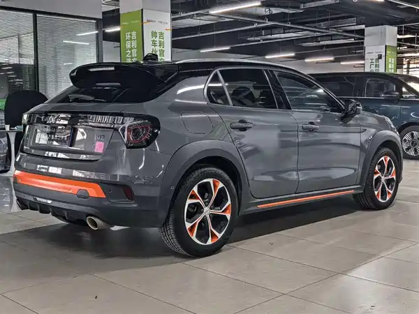 Lynk & Co 02 2020