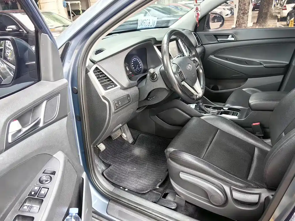 Hyundai Tucson 2017 — фото 4