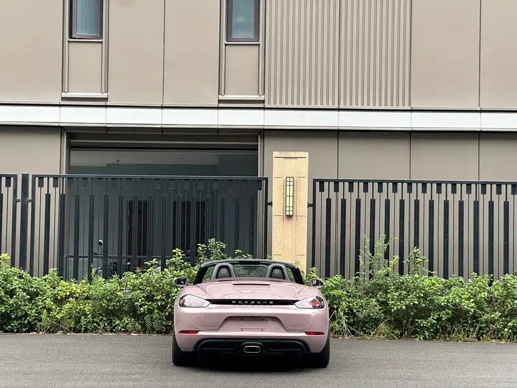 Porsche 718 2022