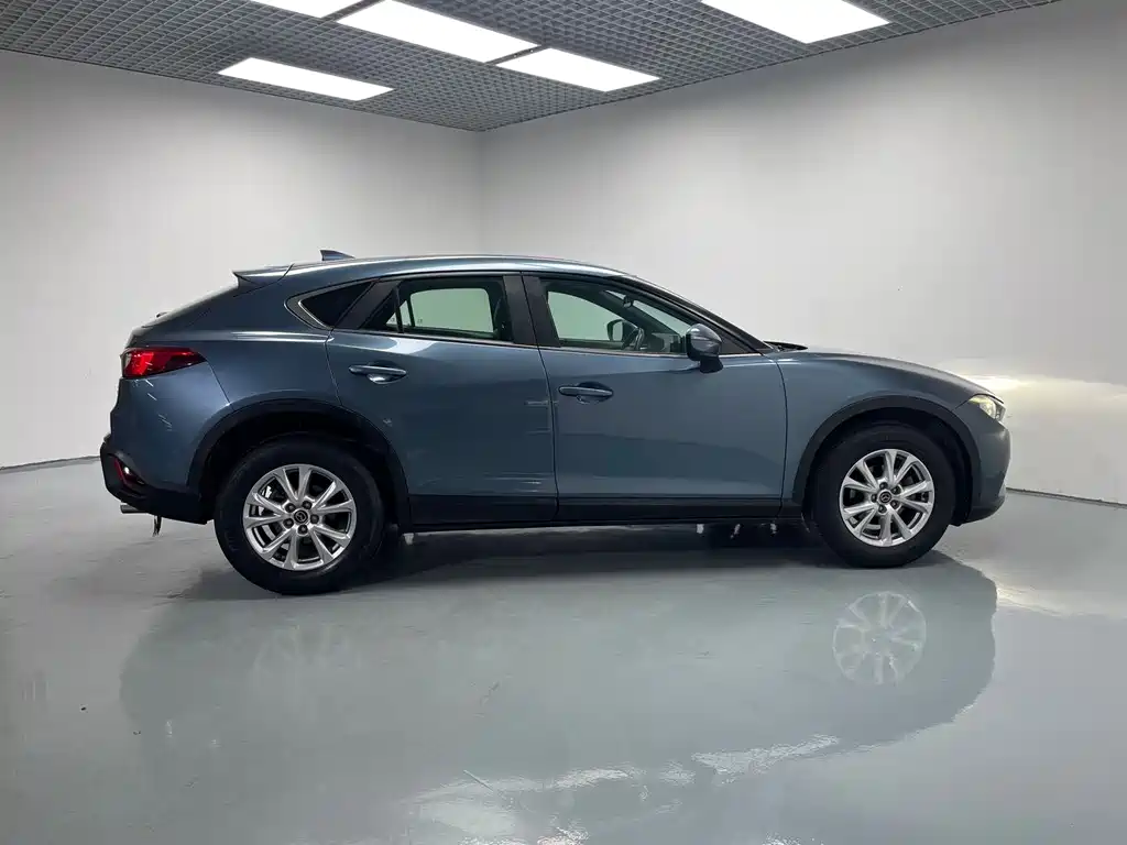 Mazda CX-4 2018