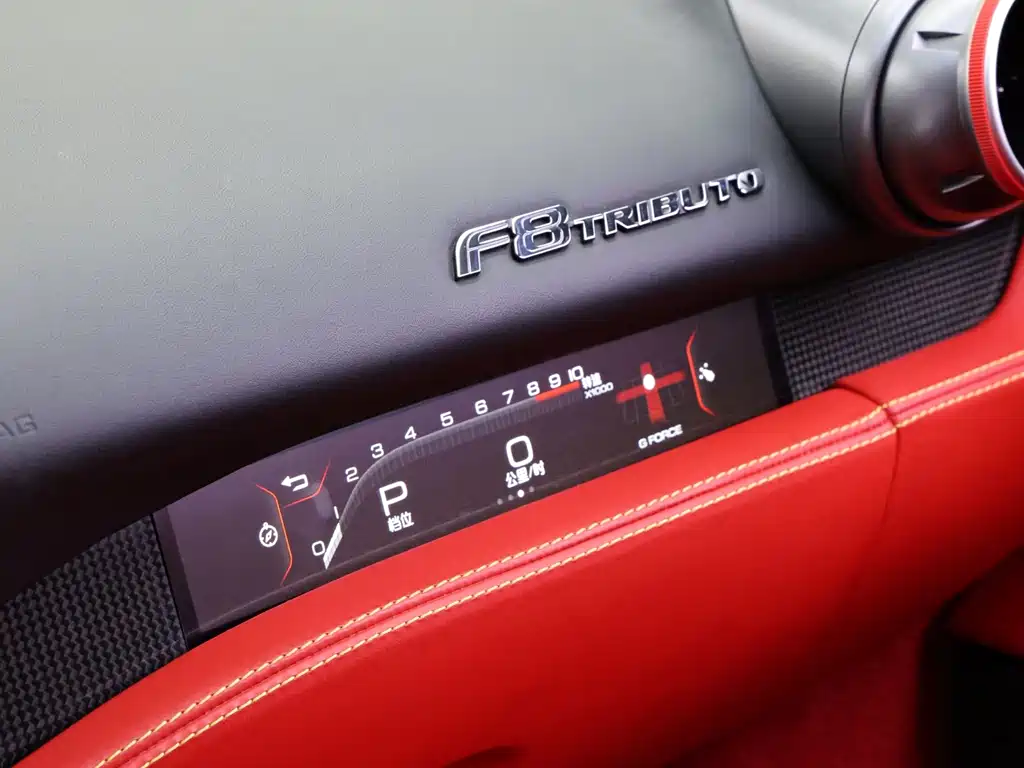 Ferrari F8 2021 — фото 17