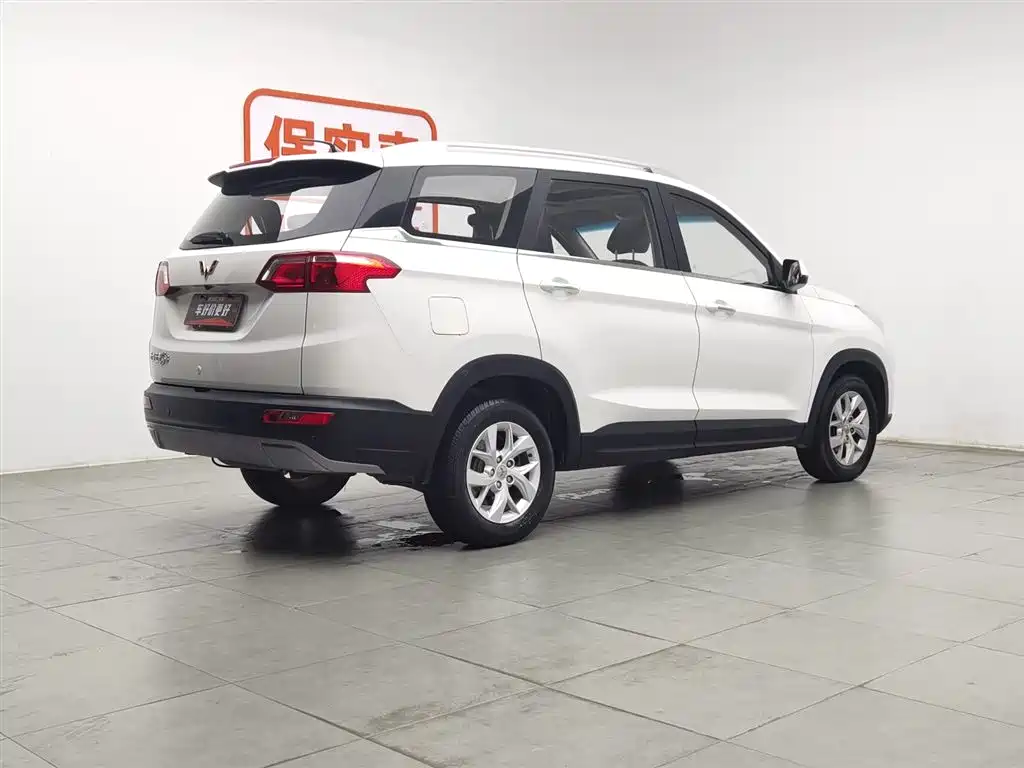 Wuling Hongguang S3 2018 — фото 2