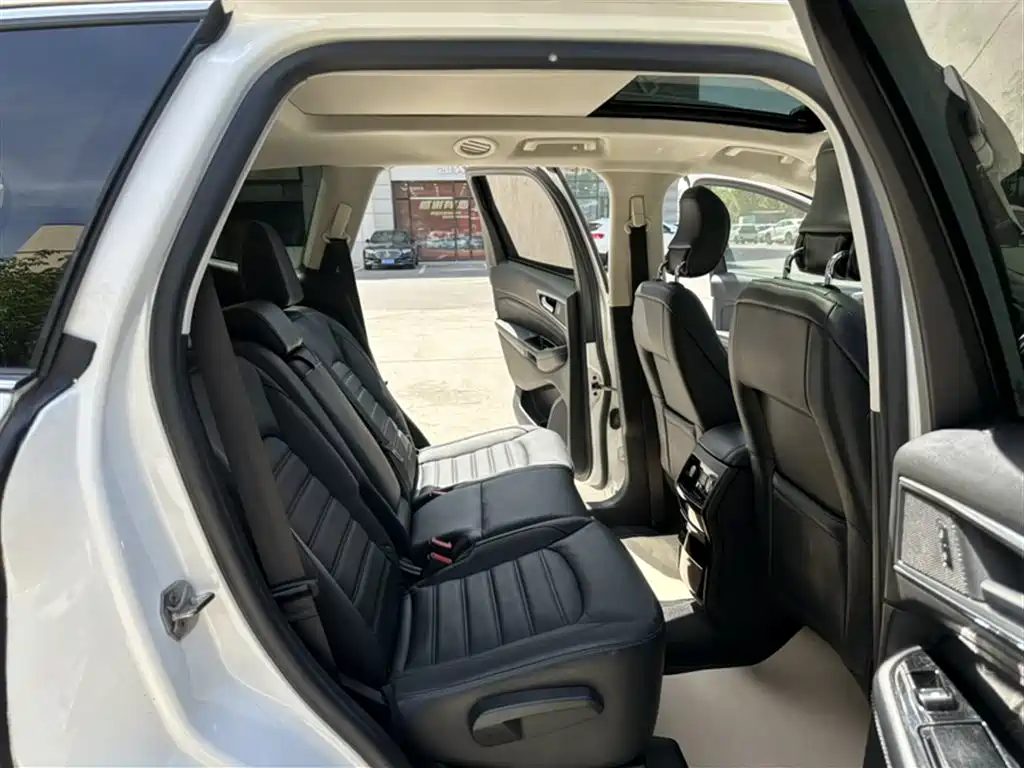 Ford Edge 2015 — фото 16