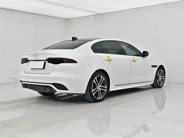 Jaguar XEL 2020