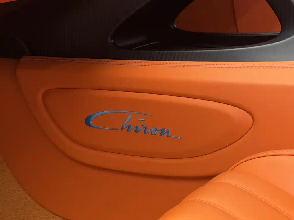 Bugatti  2023 — фото 16
