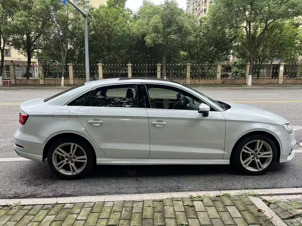 Audi A3 2020 — фото 3