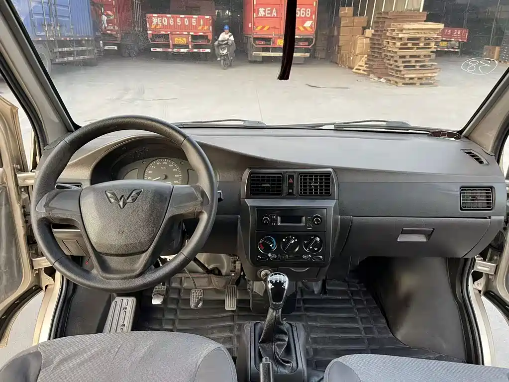 Wuling Rongguang 2018 — фото 4