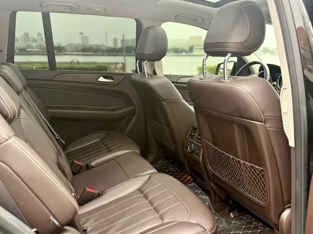 Mercedes-Benz GLS 2016 — фото 18