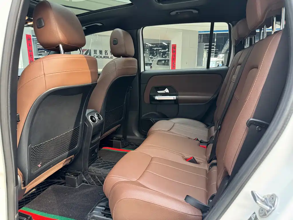 Mercedes-Benz GLB 2021