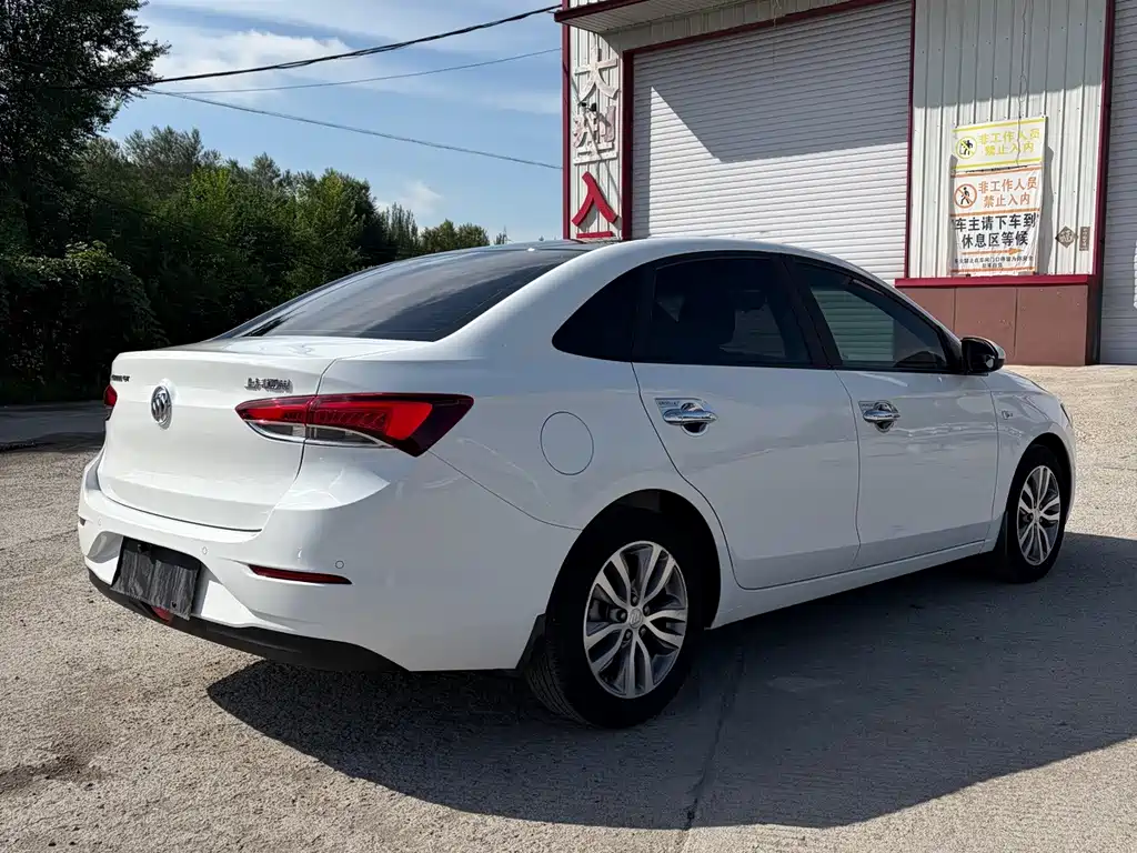 Buick Excelle 2020