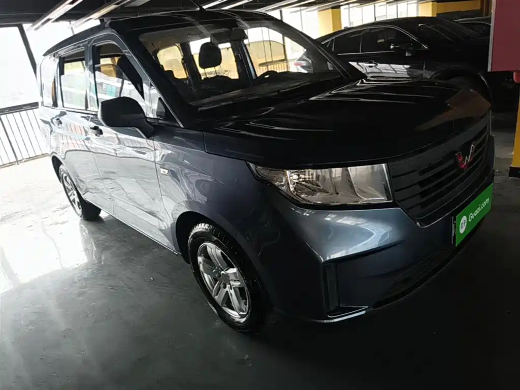 Wuling Hongguang PLUS 2021 — фото 4