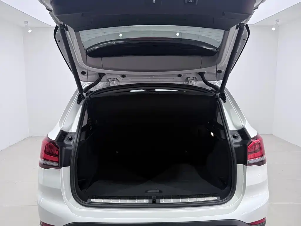 BMW X1 2023 — фото 16