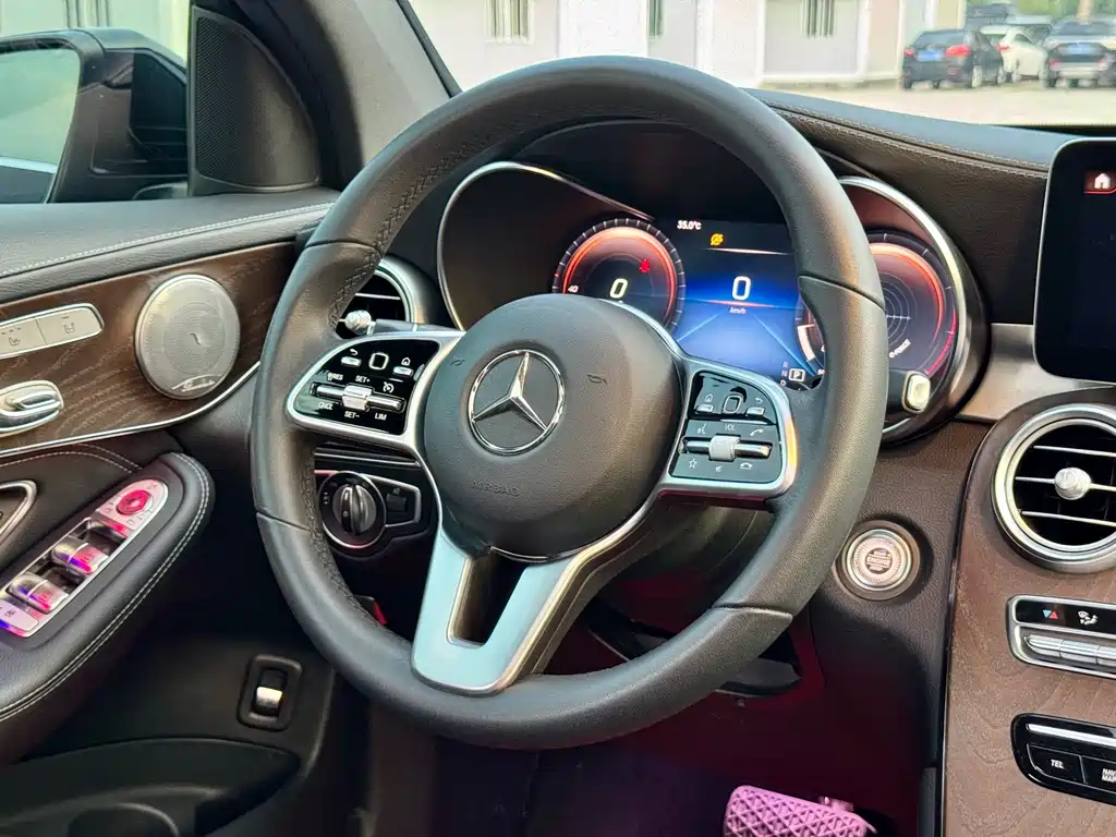 Mercedes-Benz GLC 2020 — фото 16