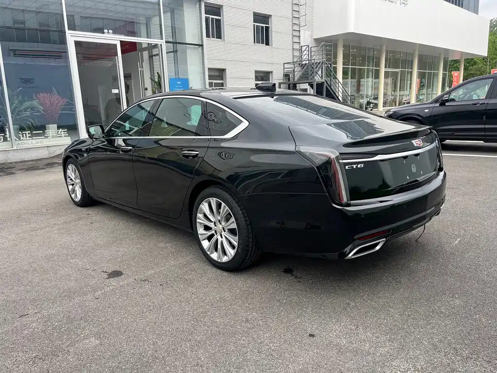 Cadillac CT6 2026 — фото 14