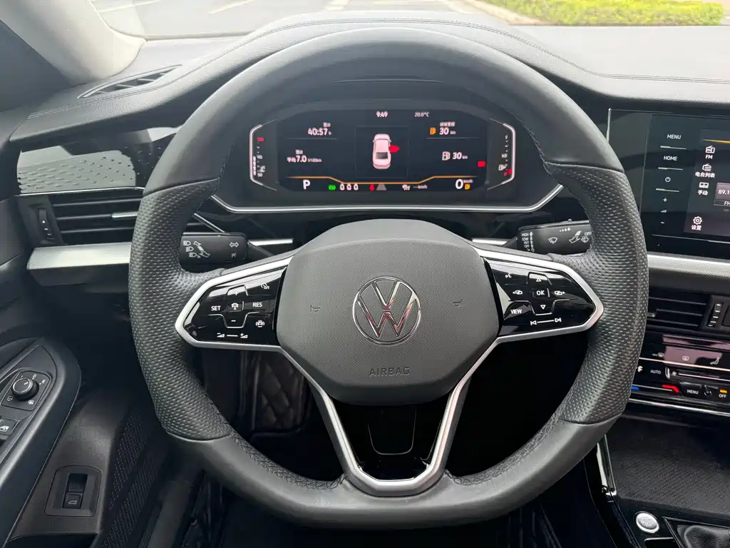 Volkswagen Passat 2023 — фото 16