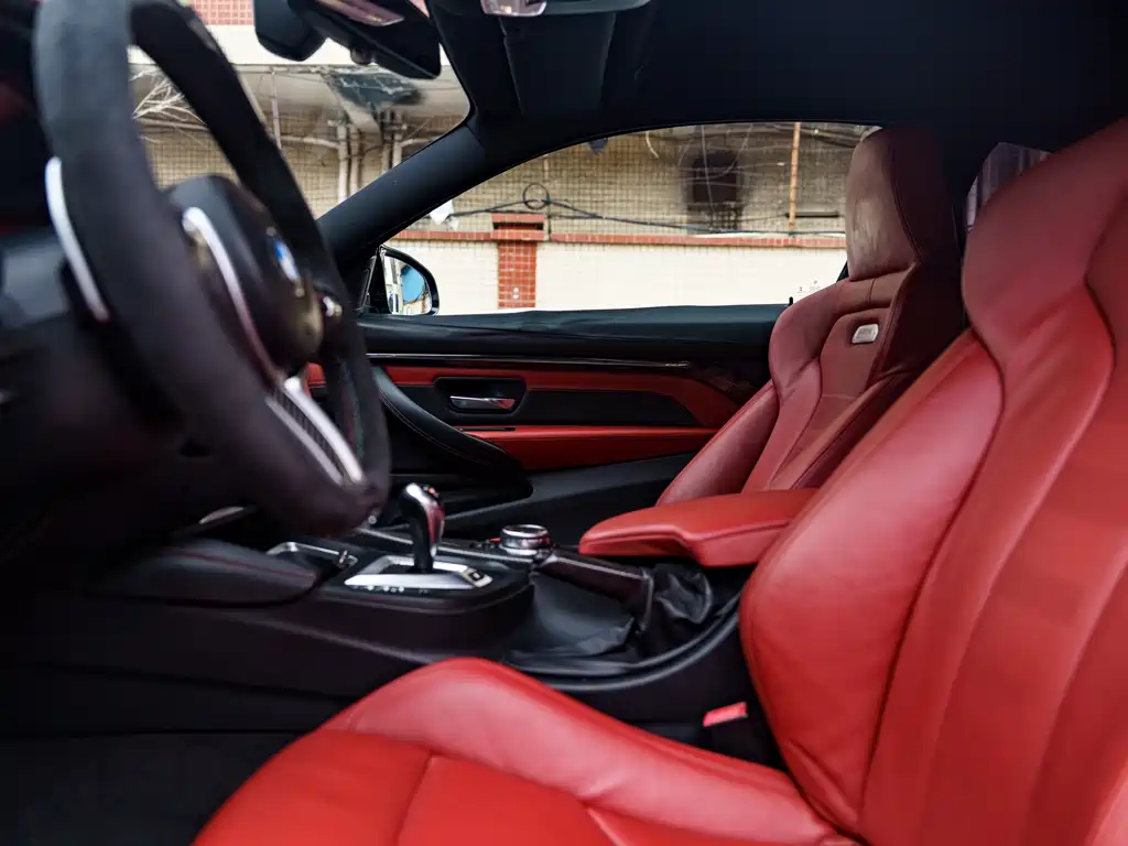 BMW M4 2016 — фото 15