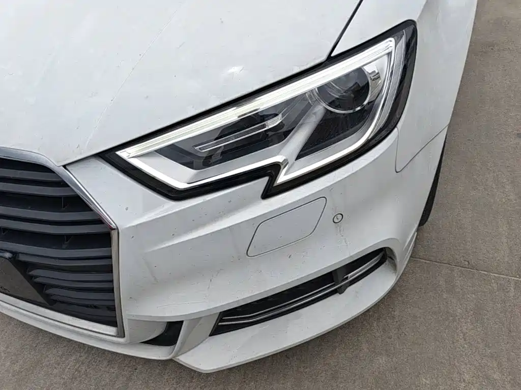 Audi A3 2018 — фото 24