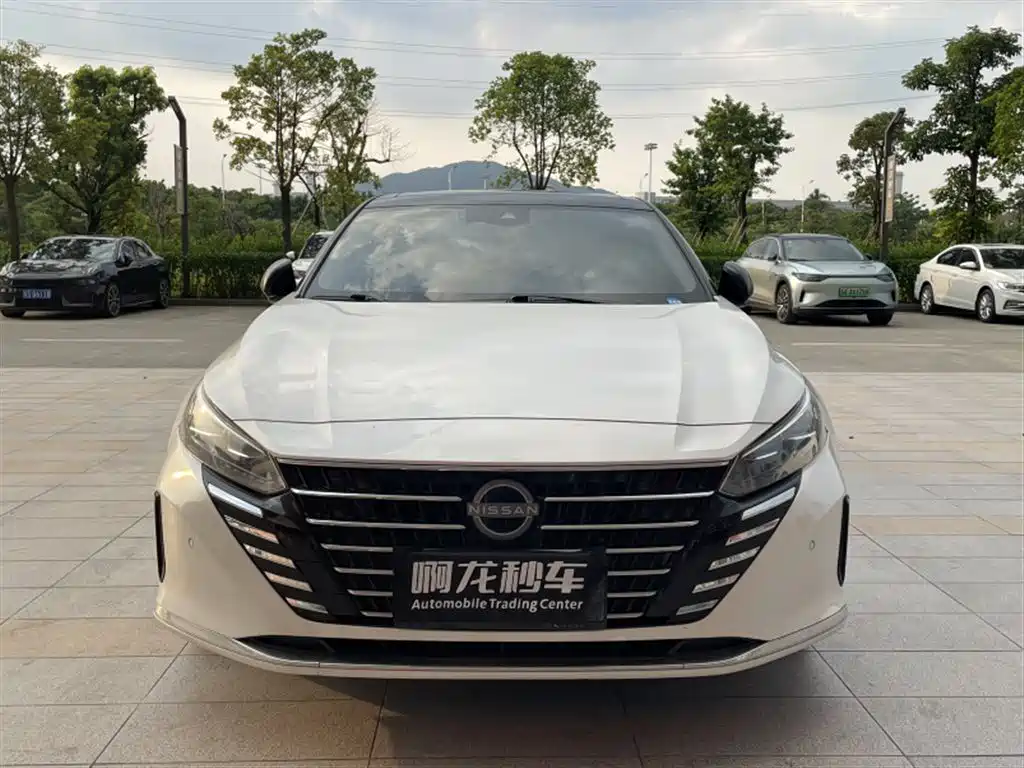 Nissan Teana 2023